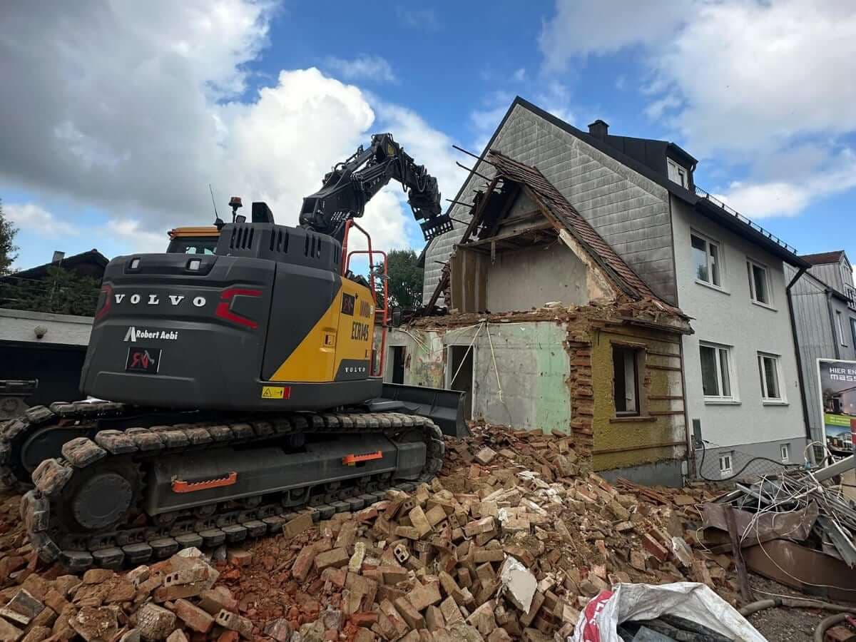 Abbrucharbeiten